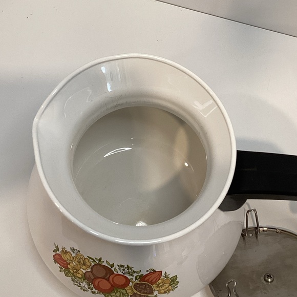 👠 Vintage Corningware Teapot - Picture 7 of 10